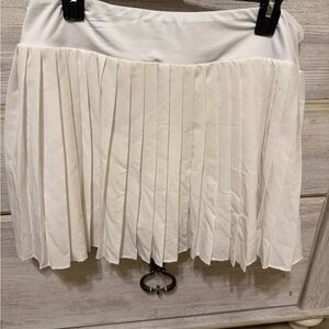 Xersion White Pleated Skater Mini Skirt